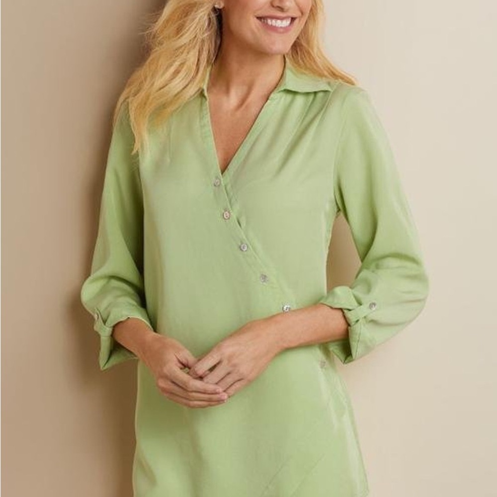 Soft Surroundings Ultra Soft Oversized Criss Cross Light Green Button-Up Tunic